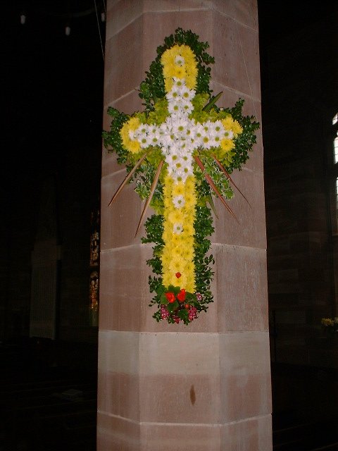 cross floral display